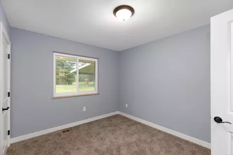 3024 Covert, Flint, MI 48506 photo 14