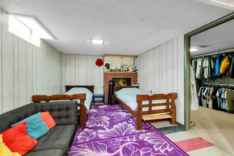 31148 E Lyons, Warren, MI 48092 photo 15
