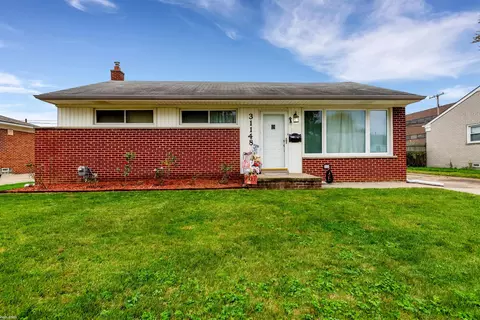 31148 E Lyons, Warren, MI 48092