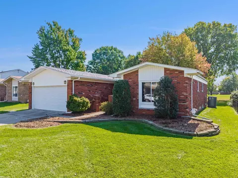 4446 Ardmore, Sterling Heights, MI 48310