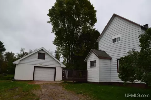 224 Houghton, Ishpeming, MI 49849