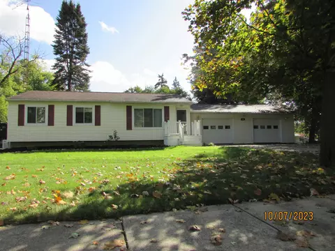 522 Cherry, Linden, MI 48451 photo 2