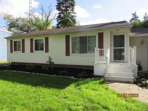522 Cherry, Linden, MI 48451 photo 4