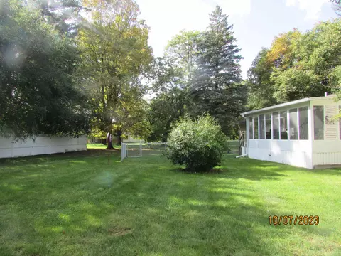 522 Cherry, Linden, MI 48451 photo 8
