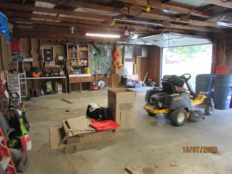 522 Cherry, Linden, MI 48451 photo 41