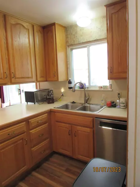 522 Cherry, Linden, MI 48451 photo 21