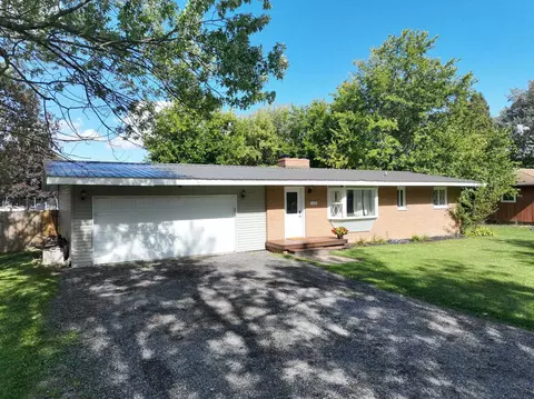 4485 East Ct, Burton, MI 48509