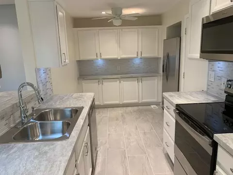 5220 Highland Shrs, Flushing, MI 48433 photo 17