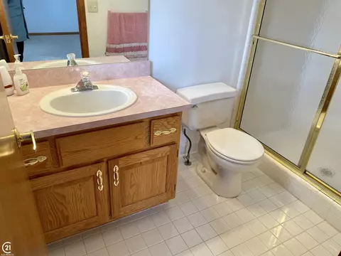 19040 Elmer, Macomb, MI 48044 photo 18