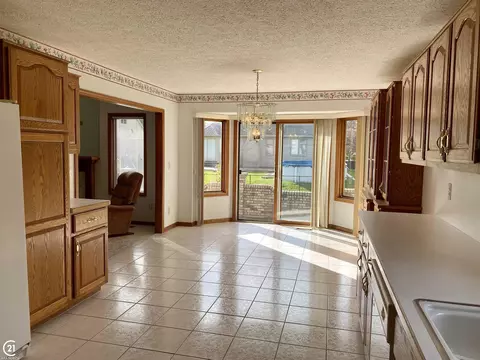 19040 Elmer, Macomb, MI 48044 photo 15