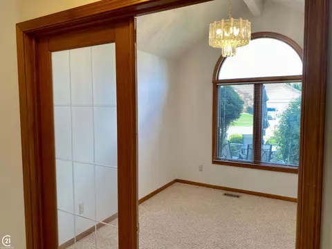 19040 Elmer, Macomb, MI 48044 photo 29