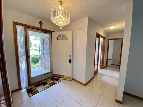 19040 Elmer, Macomb, MI 48044 photo 28