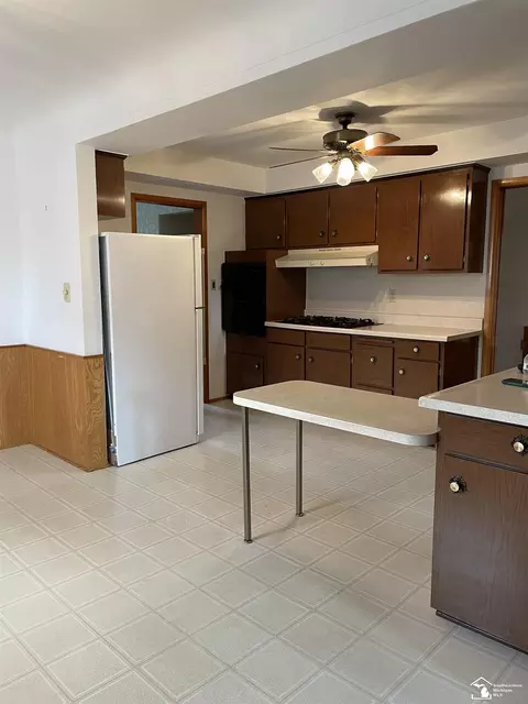 31256 Gilbert Dr, Warren, MI 48093 photo 14