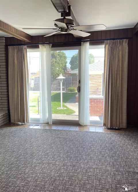 31256 Gilbert Dr, Warren, MI 48093 photo 17