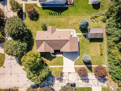 1725 Hendricks, Monroe, MI 48162 photo 40