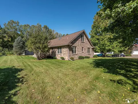 1725 Hendricks, Monroe, MI 48162 photo 6