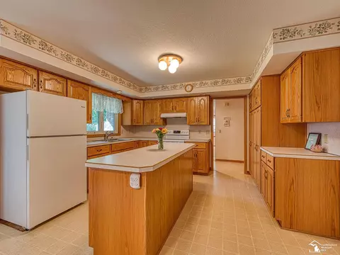 1725 Hendricks, Monroe, MI 48162 photo 14