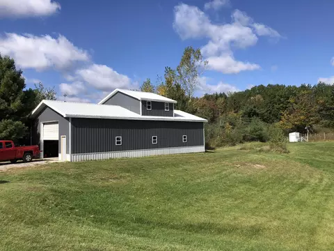 271 E Riv, Kawkawlin, MI 48631 photo 10