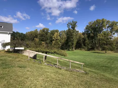 271 E Riv, Kawkawlin, MI 48631 photo 9