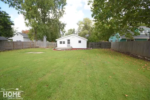 306 E Mack, Corunna, MI 48817 photo 2