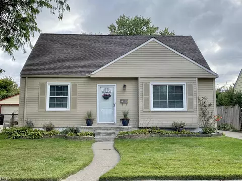 25226 Hayes, Roseville, MI 48066
