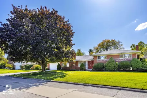 17 Briarcliff, Grosse Pointe Shores, MI 48236 photo 47