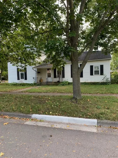 302 W Logan #115 N. MAIDEN LANE, Tecumseh, MI 49286