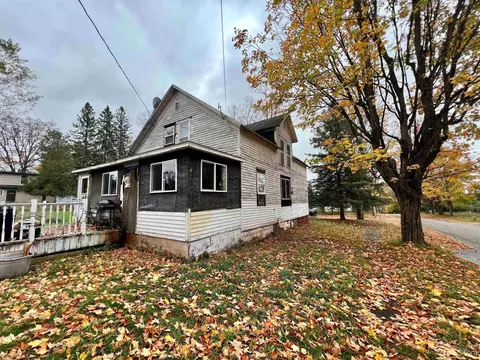 516 Third, Alpha, MI 49902