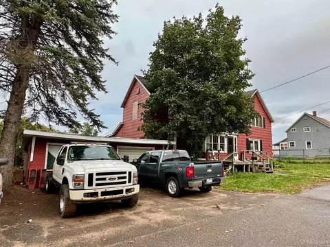 410 Alder, Ishpeming, MI 49849 photo 3