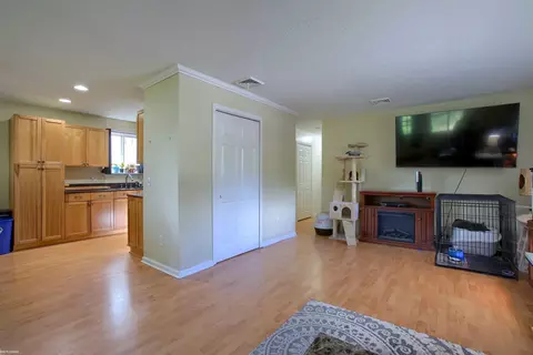 2131 Michigan, Algonac, MI 48001 photo 5