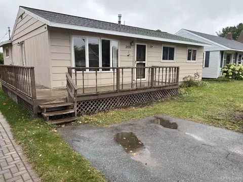 2011 N Deer Lk, Ishpeming, MI 49849