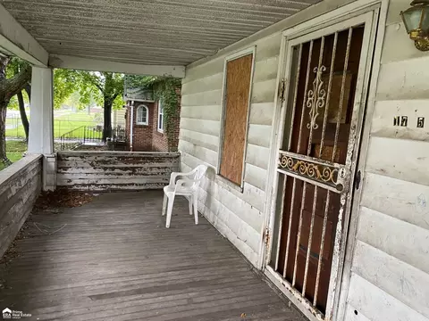 1705 Copeman, Flint, MI 48504 photo 9