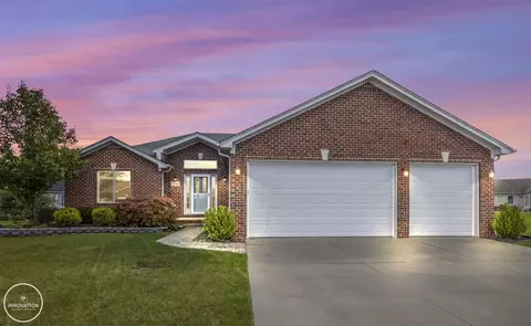 20336 Paddock, Macomb, MI 48042