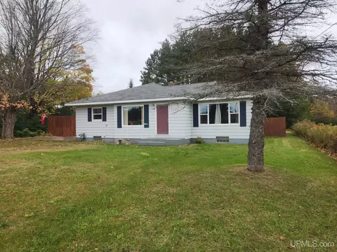3386 E Us2, Iron River, MI 49935