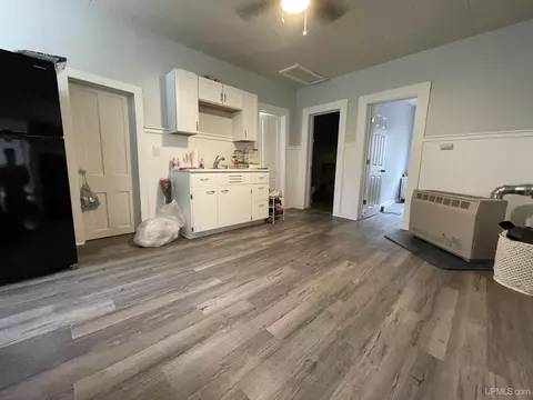 511 S 13th, Escanaba, MI 49829 photo 18