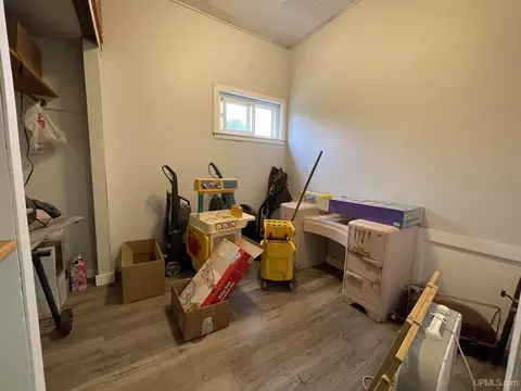 511 S 13th, Escanaba, MI 49829 photo 17