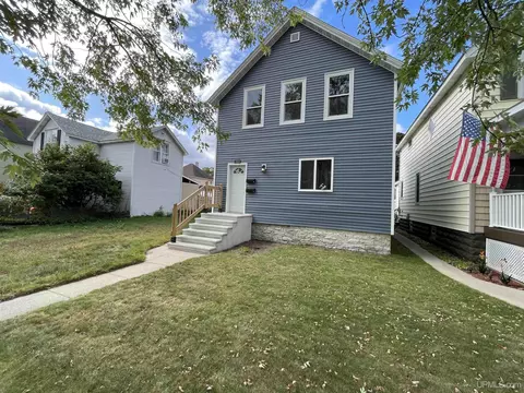 520 S 13th, Escanaba, MI 49829