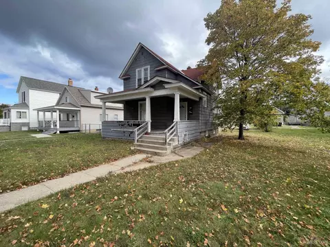 309 S 19th, Escanaba, MI 49829