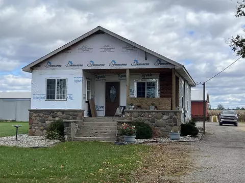 18381 S Hemlock, Oakley, MI 48649