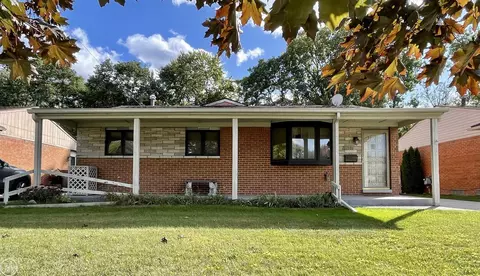 20914 Catalano, Clinton Township, MI 48035