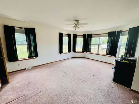 13331 Sumpter, Carleton, MI 48117 photo 4