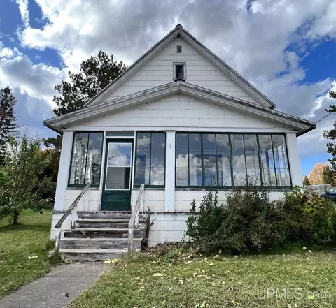 41875 Willson Memorial, Chassell, MI 49916