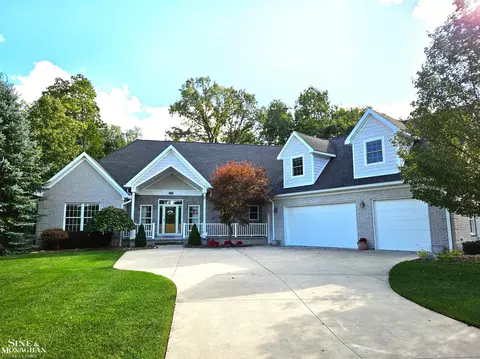 4119 V Achatz, Saint Clair, MI 48079