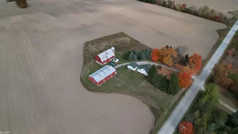 7178 Beard, Clyde, MI 48049 photo 2