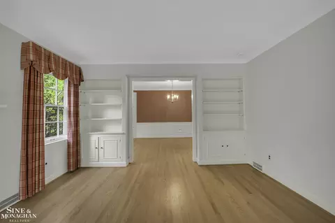 840 Rivard, Grosse Pointe, MI 48230 photo 4