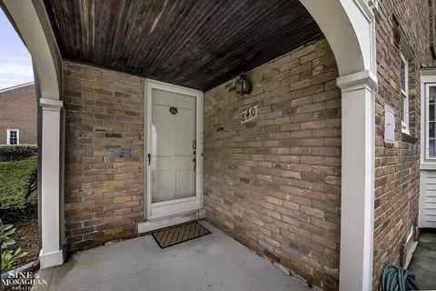 840 Rivard, Grosse Pointe, MI 48230 photo 21