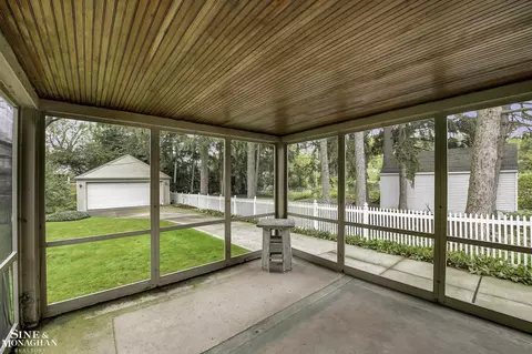 840 Rivard, Grosse Pointe, MI 48230 photo 22