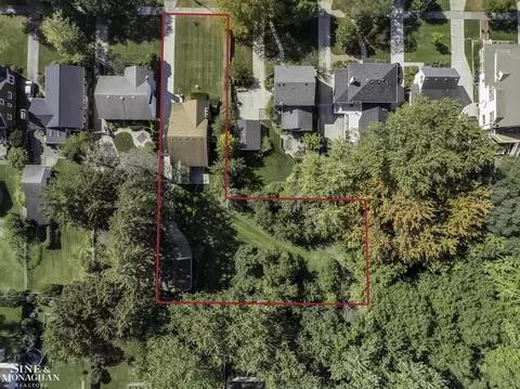 840 Rivard, Grosse Pointe, MI 48230 photo 34