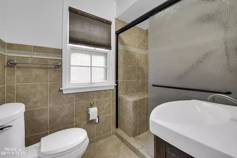 840 Rivard, Grosse Pointe, MI 48230 photo 14