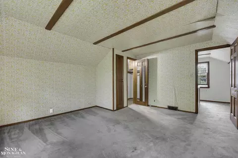 840 Rivard, Grosse Pointe, MI 48230 photo 19